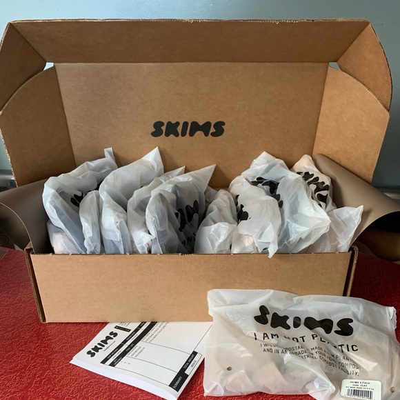 5x SKIMS CLAY nude kardashian face mask - Picture 3 of 14